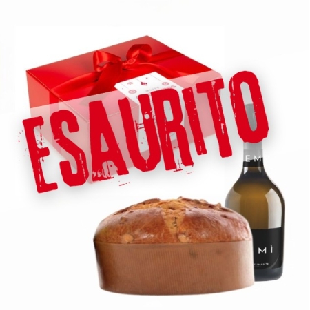 Panettone e bottiglia solidale